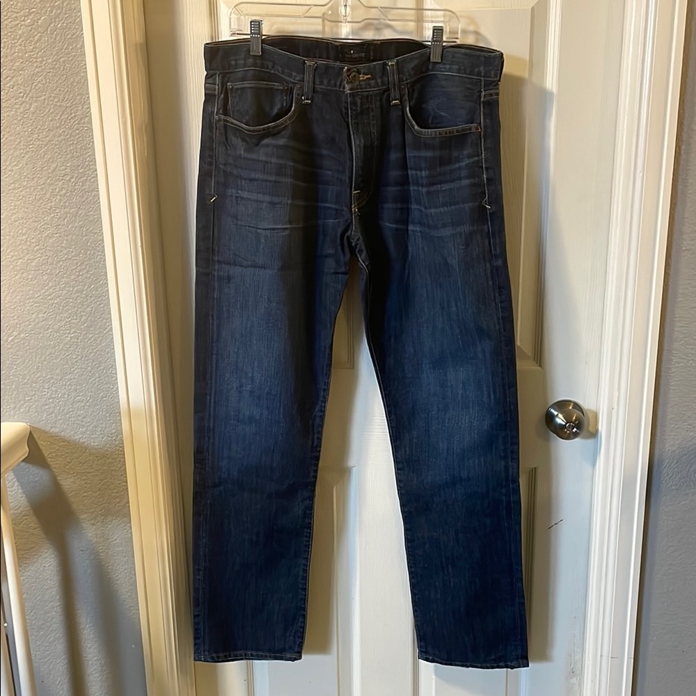 Lucky Brand Men's Straight Leg Blue Jeans, size 36x32.